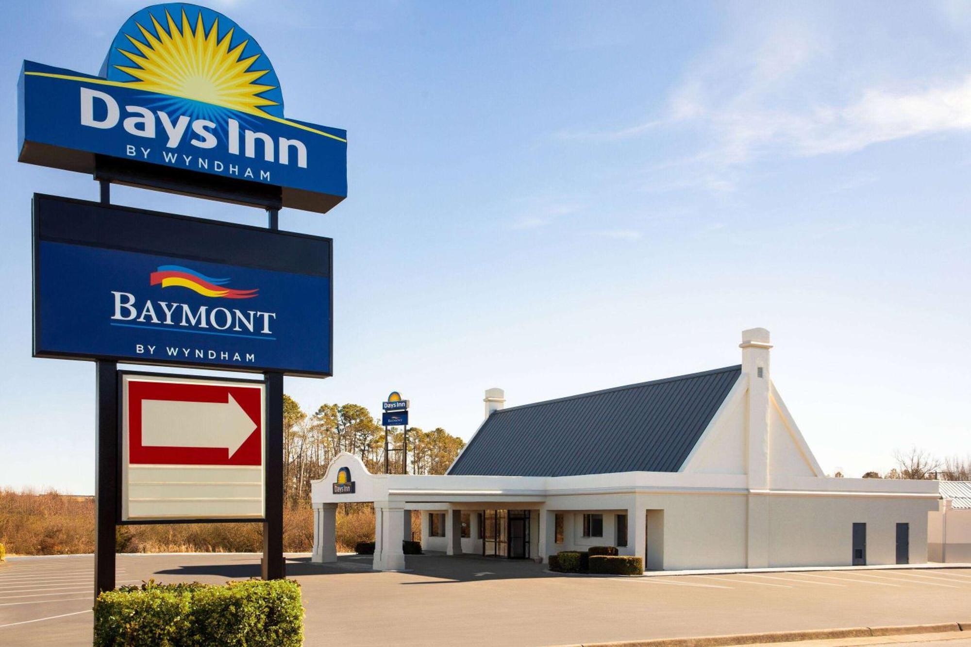 Days Inn By Wyndham Emporia Buitenkant foto